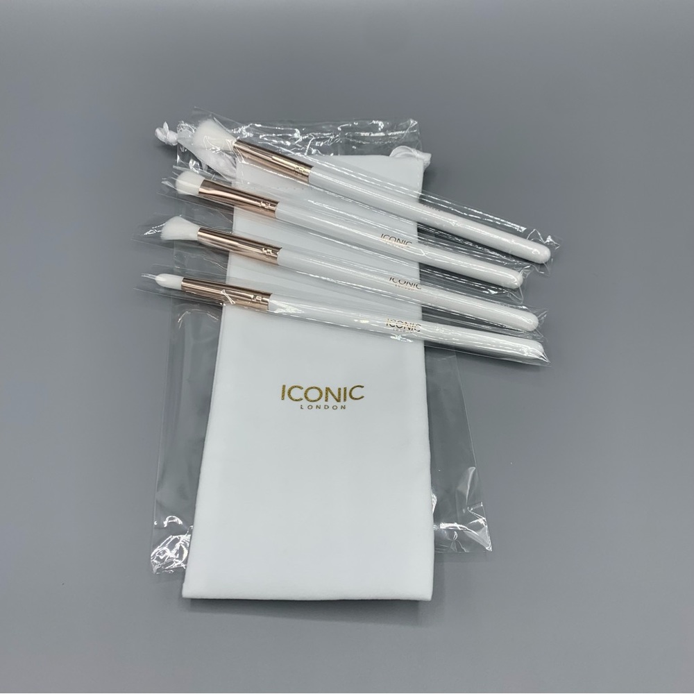Iconic London Makeup Brushes